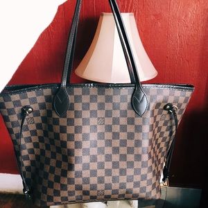 LV tote